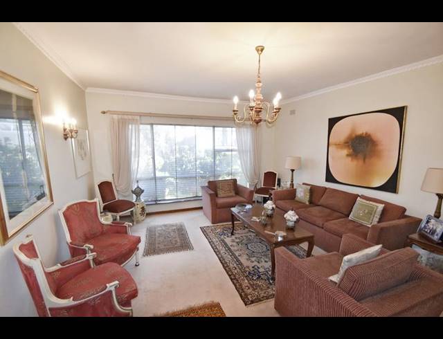5 BEDROOM TOWNHOUSE FOR SALE IN BEDFORD PARK